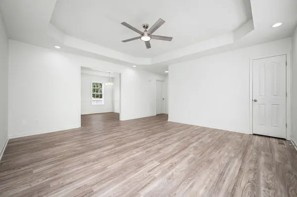 38 Falcon Dr, Manchester, TN 37355