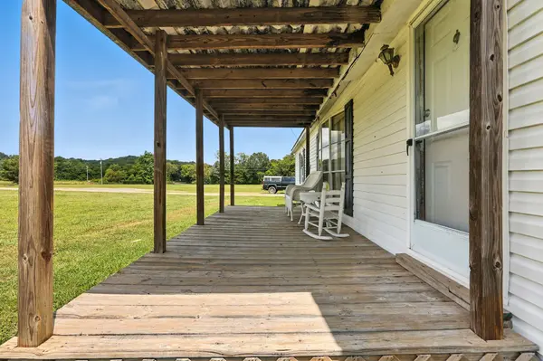 7119 Hutson Rd, Christiana, TN 37037