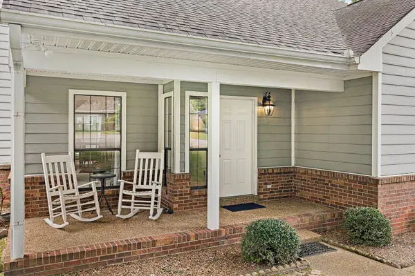 604 Darlington Pl, Nashville, TN 37211