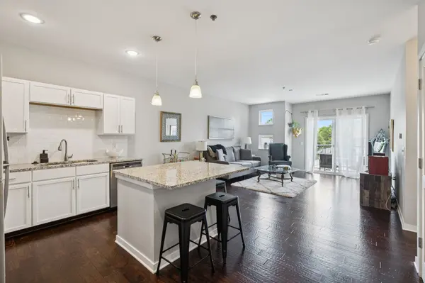 1118 Litton Ave #203, Nashville, TN 37216