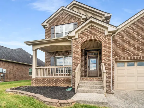 3034 Honeysuckle Dr, Spring Hill, TN 37174