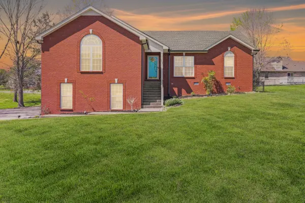 5009 Lanier Dr, Greenbrier, TN 37073