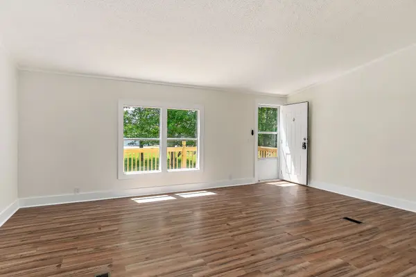 128 Meridian Dr, Smithville, TN 37166