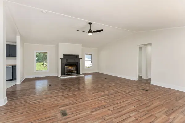 128 Meridian Dr, Smithville, TN 37166