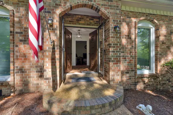 1327 Lipscomb Dr, Brentwood, TN 37027