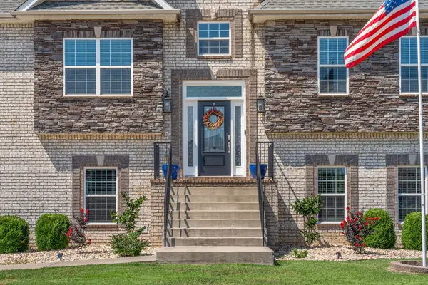1014 Fox Hollow Pl, Adams, TN 37010