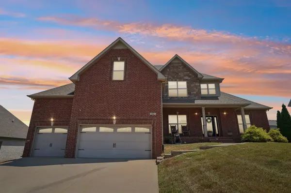 966 Terraceside Cir, Clarksville, TN 37040