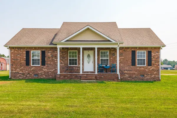 890 Mount Vernon Rd, Bethpage, TN 37022