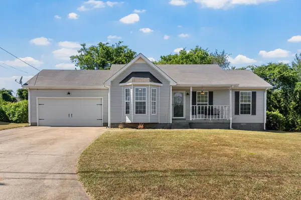 235 Golden Pond Ave, Oak Grove, KY 42262