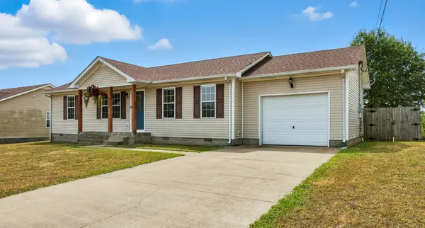 811 Stableford Rd, Oak Grove, KY 42262
