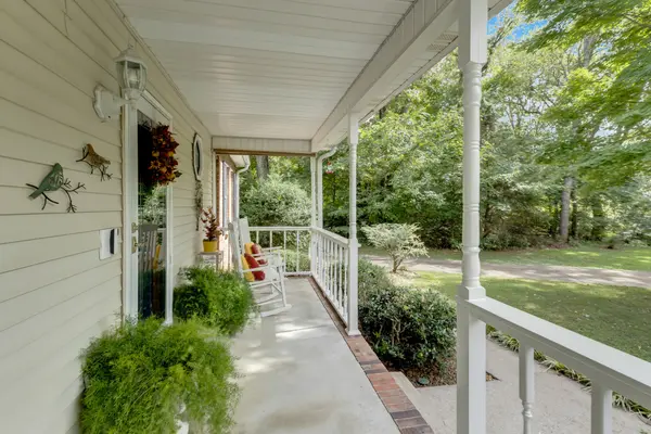 1500 Hidden Meadow Dr, Cottontown, TN 37048