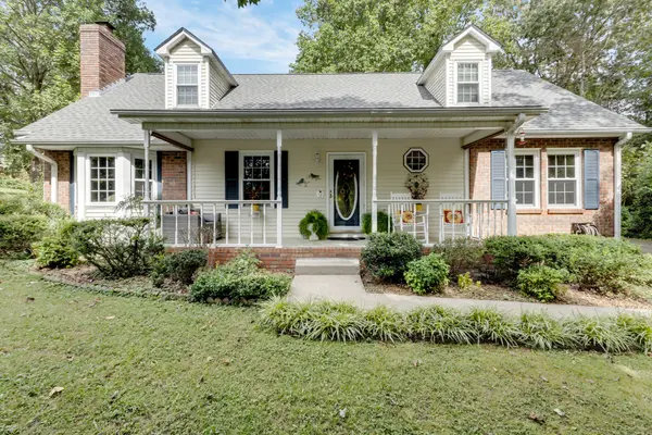 1500 Hidden Meadow Dr,  Cottontown,  TN 37048