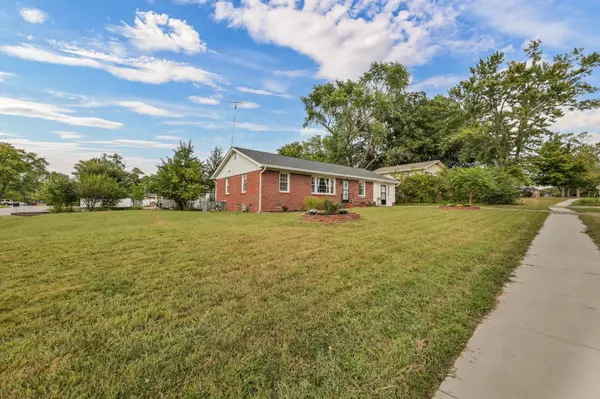 322 Gateway Ln, Hopkinsville, KY 42240