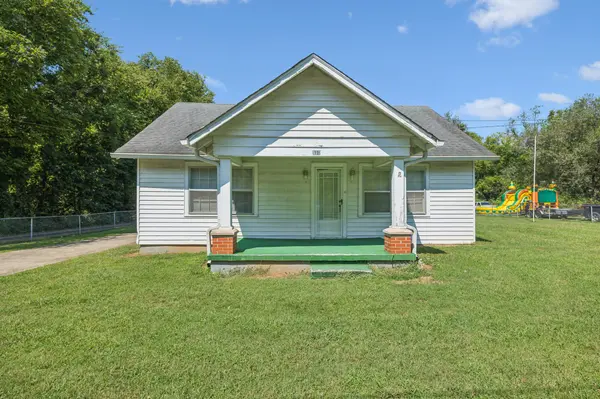 110 Woodcraft Dr, Murfreesboro, TN 37127