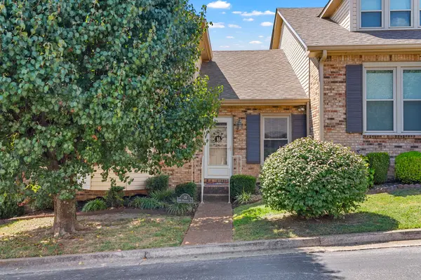 1818 Memorial Drive #34, Clarksville, TN 37043