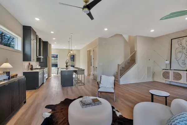 3229 Curtis St, Nashville, TN 37218