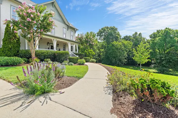 6502 Peytonsville Arno Rd, College Grove, TN 37046