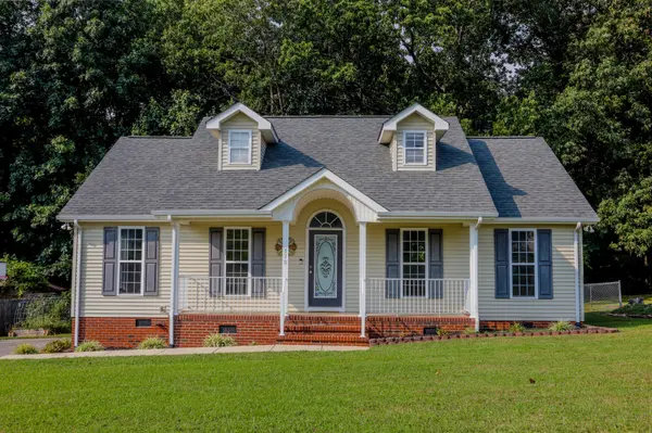 110 Duck Hawk Dr, Mcminnville, TN 37110