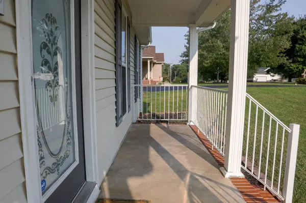 110 Duck Hawk Dr, Mcminnville, TN 37110