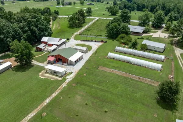 3812 Rhea Branch Rd, Ethridge, TN 38456
