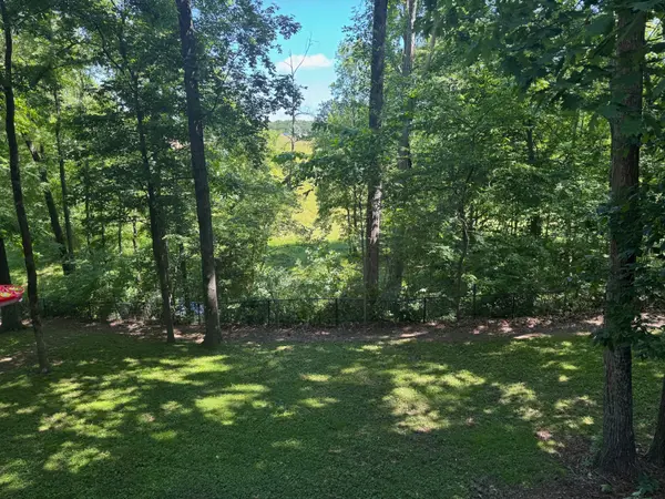 7244 Knottingham Dr, Fairview, TN 37062