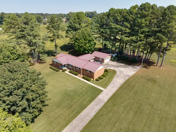 598 Old Huntsville Rd, Fayetteville, TN 37334