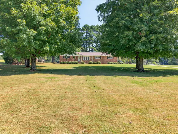 598 Old Huntsville Rd, Fayetteville, TN 37334