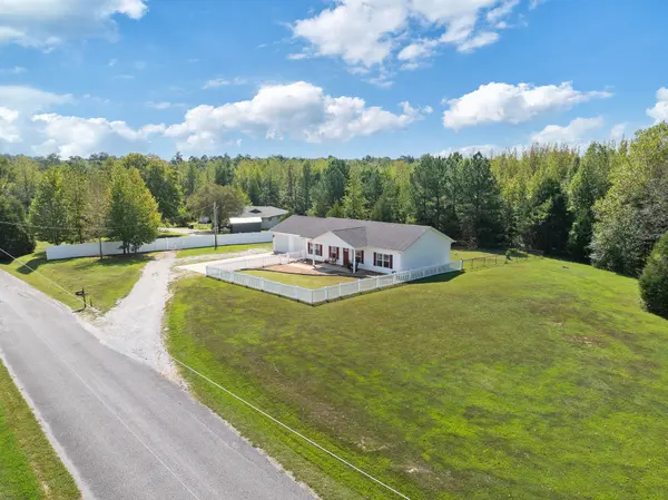 175 Rolling Oak Dr, Big Sandy, TN 38221