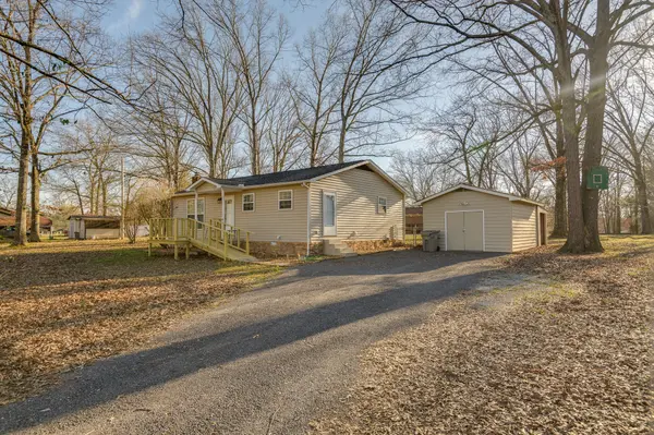 723 Cindy Hollow Rd, Estill Springs, TN 37330