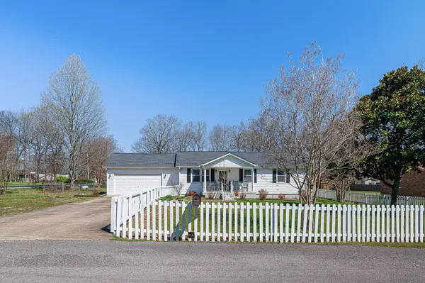 611 Cheyenne Ct, Smyrna, TN 37167