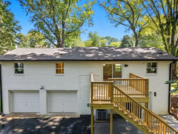 503 Spring Ln, Columbia, TN 38401
