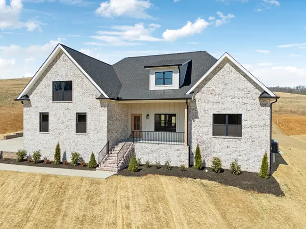 124 Casey St, Brush Creek, TN 38547
