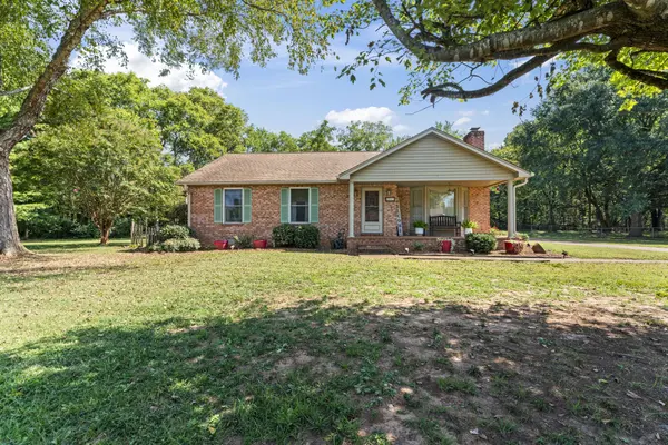 2941 Lone Oak Dr, Murfreesboro, TN 37128