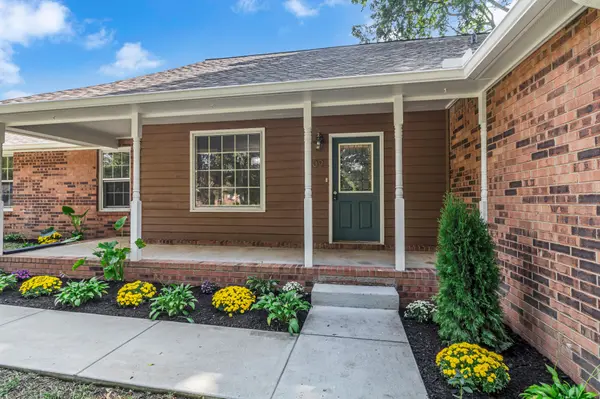 109 Vincent Ln, La Vergne, TN 37086