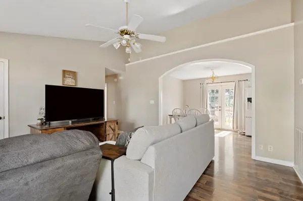 1062 Meshaw Trl, Clarksville, TN 37040