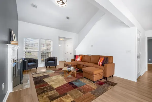2813 Cato Ridge Dr, Nashville, TN 37218