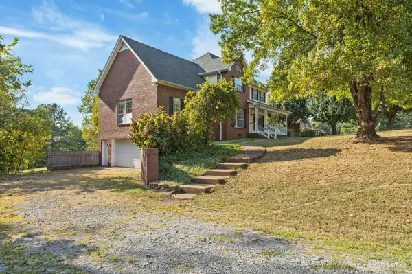 1214 Hollis Ter, Cottontown, TN 37048