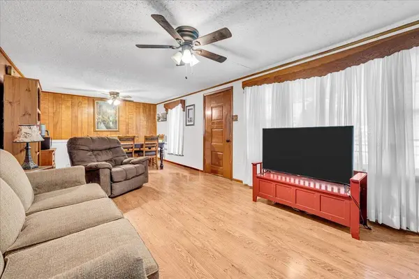 809 Brummel Avenue, Bridgeport, AL 35740