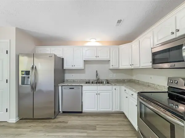 1202 52 E Highway, Portland, TN 37148