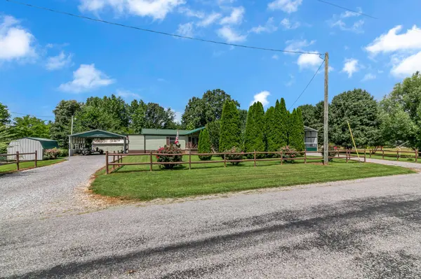 2794 Perkins Rd, Puryear, TN 38251