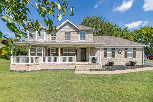 2444 Lakeshore Dr, Spring Hill, TN 37174