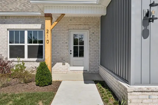 210 Karley Ln, Chapel Hill, TN 37034