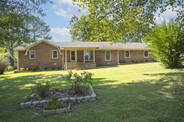 2260 Zion Rd, Columbia, TN 38401