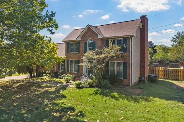 1450 Brantley Ln, Clarksville, TN 37043