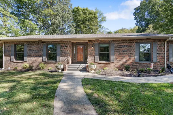 338 Holiday Way, Cadiz, KY 42211