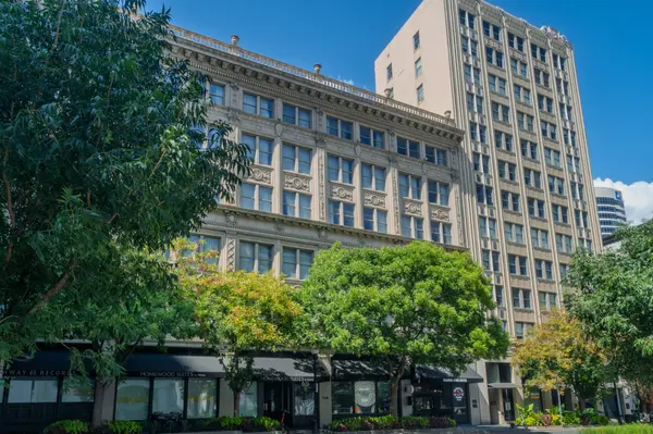 700 Church St #1002, Nashville, TN 37203
