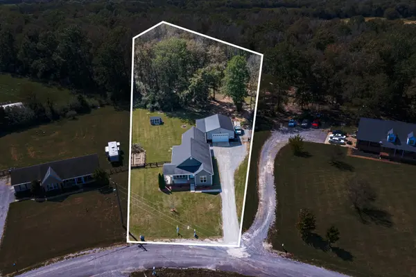 4781 Brookhollow Rd, Chapel Hill, TN 37034