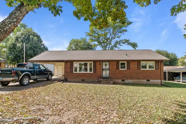 106 DuPont Ave, Waverly, TN 37185