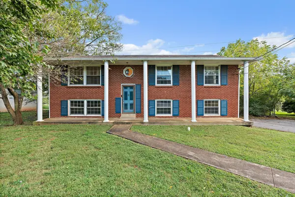 2002 Obrien Dr, Murfreesboro, TN 37130