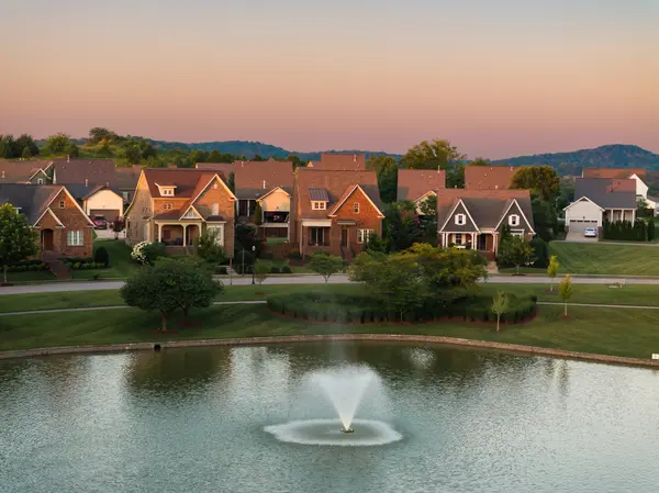 3210 Natoma Cir, Thompsons Station, TN 37179